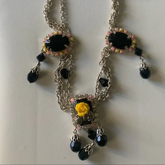 Necklace and earring set black and yellow - Picture 3 of 16